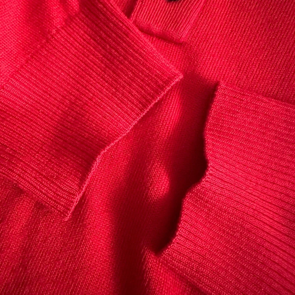 THOMAS DEAN Men’s Red Extra Fine Merino Wool Henley Style Sweater - Size XL - Picture 6 of 13